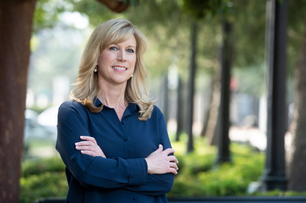 Campaign photo of Christy Smith.